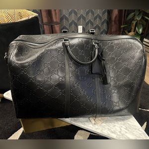 New Gucci Jumbo Duffle bag *RARE*